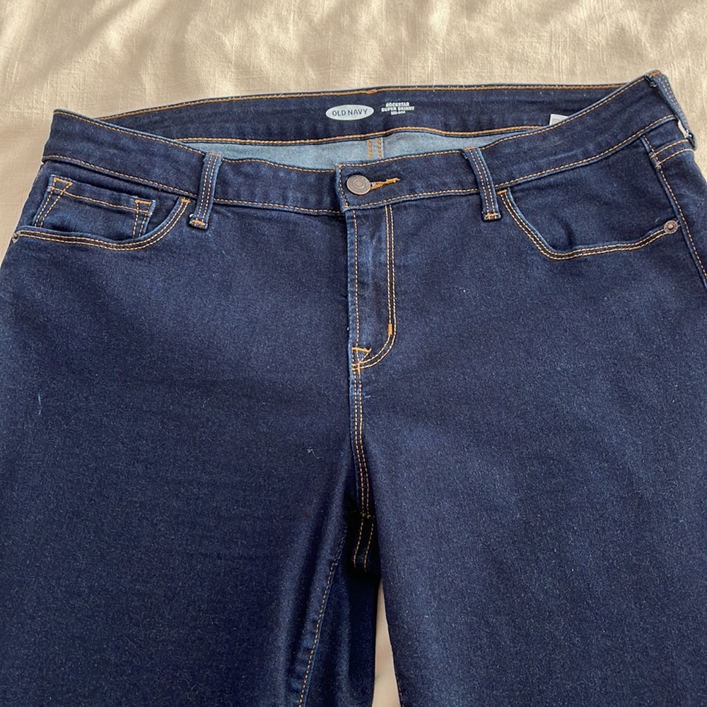 Mid-Rise Skinny Jeans - Picture 2 of 4